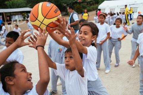 Niños jugando 